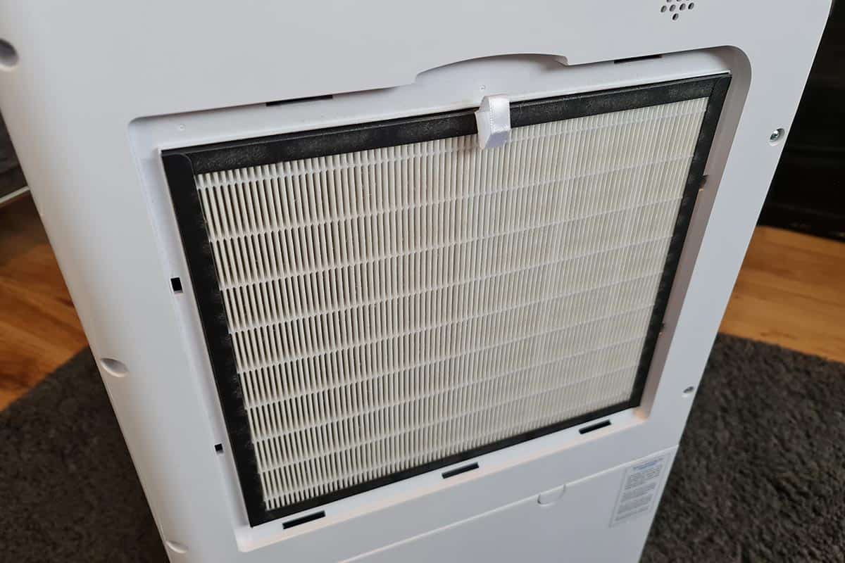 Does A Dehumidifier Have Or Need Filters? (Such as HEPA) The Humidistat