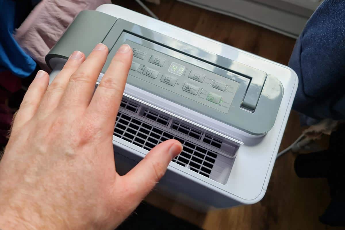 Does A Dehumidifier Blow Hot Air (Or Cold)? The Humidistat